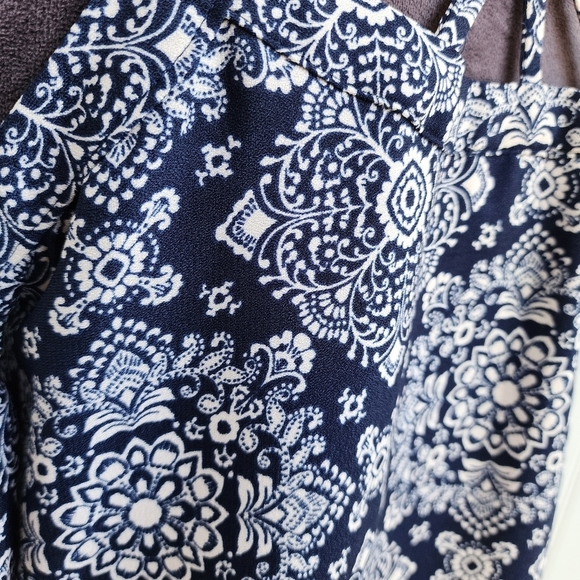 Iz Byer Blouse Top Womens Multi Floral Cold Shoulder Sleeve Halter Neck Blue S - Picture 7 of 11